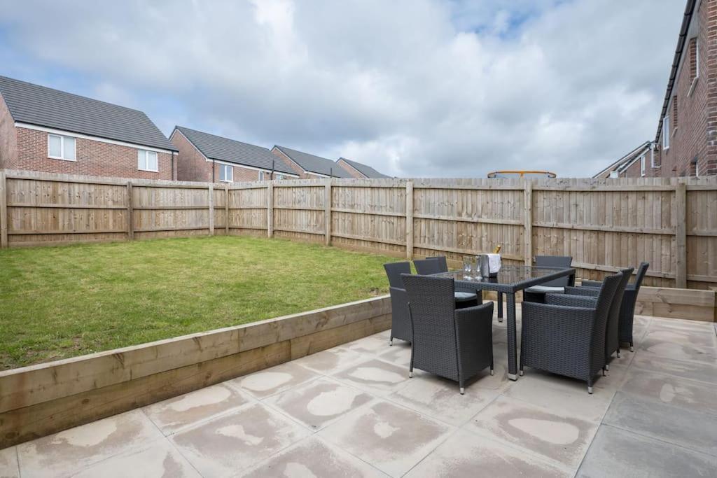 Cosy 3 Bed Near Beaches, Cardiff & Brecon Beacons Coity Eksteriør billede