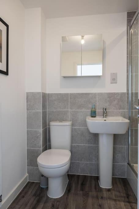 Cosy 3 Bed Near Beaches, Cardiff & Brecon Beacons Coity Eksteriør billede