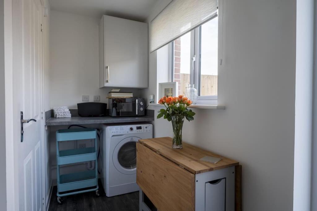 Cosy 3 Bed Near Beaches, Cardiff & Brecon Beacons Coity Eksteriør billede
