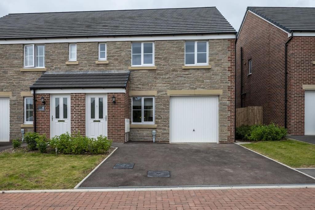 Cosy 3 Bed Near Beaches, Cardiff & Brecon Beacons Coity Eksteriør billede